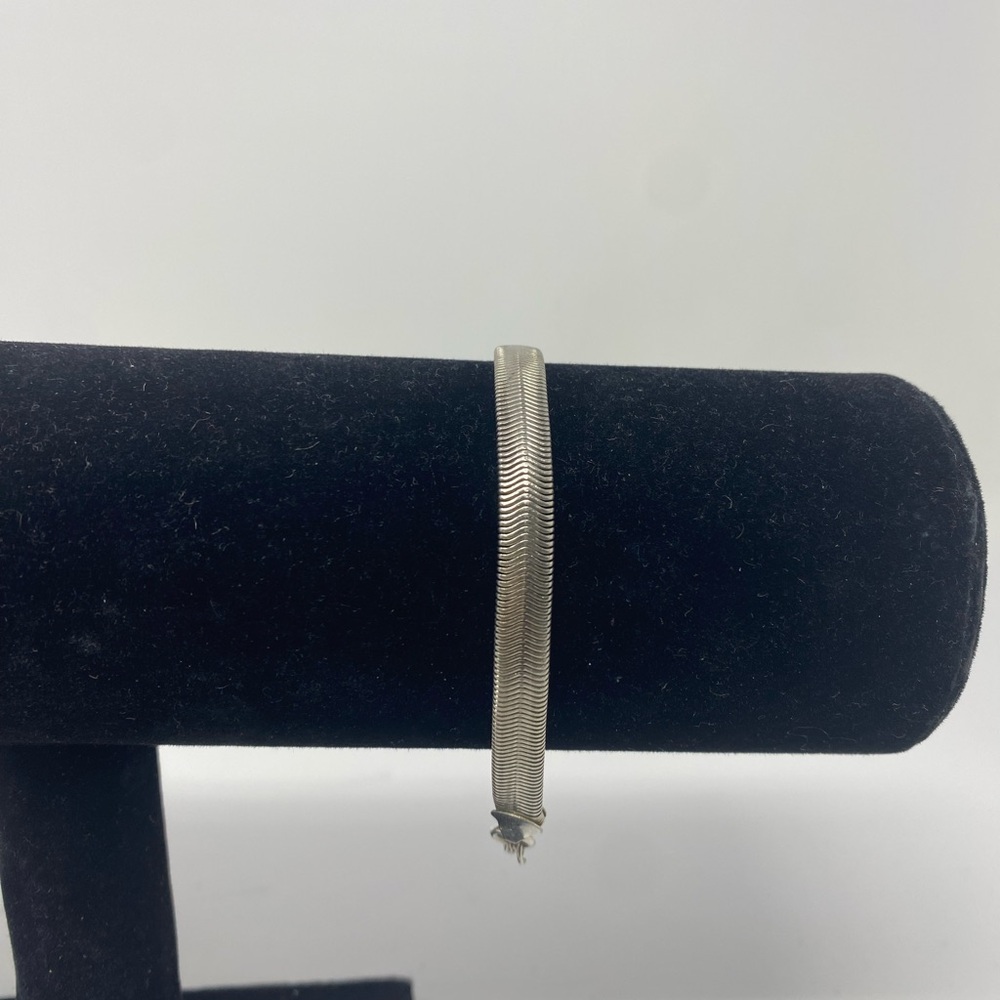Elegant Silver Bracelet